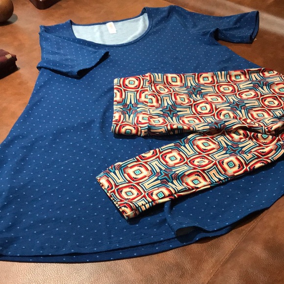 LuLaRoe Classic T and leggings. - Picture 2 of 4